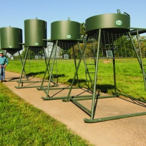 CF Corn Feeder